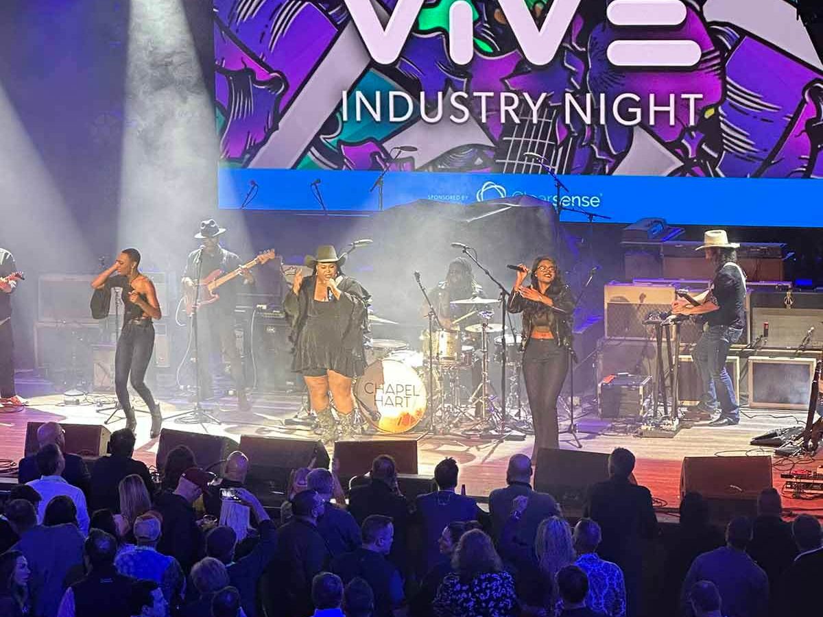Vive band photo